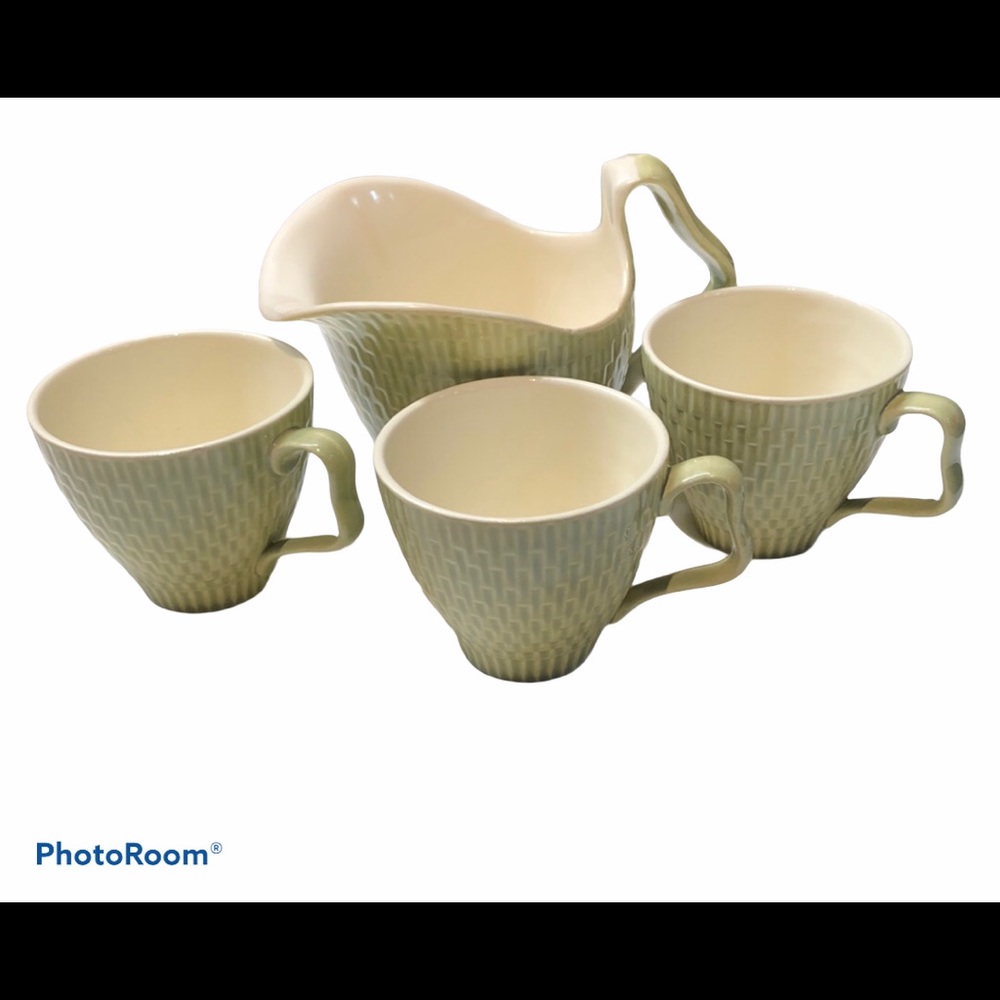 Red Wing Capistrano Gray Boat & (3) Tea cups